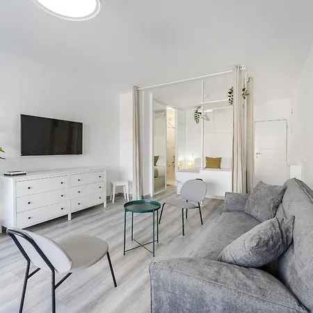 Estudio, Appartement *